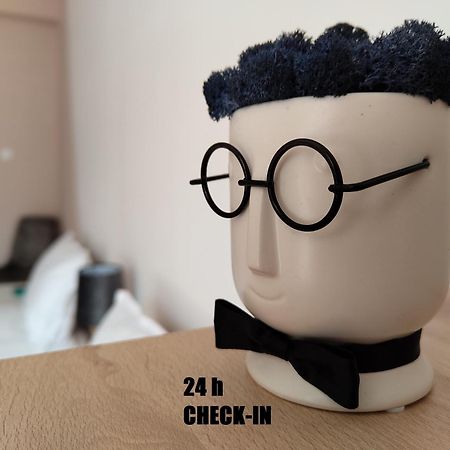 Ten'S Apartment - Spatios Si Linistit คลูจ-นาโปกา ภายนอก รูปภาพ