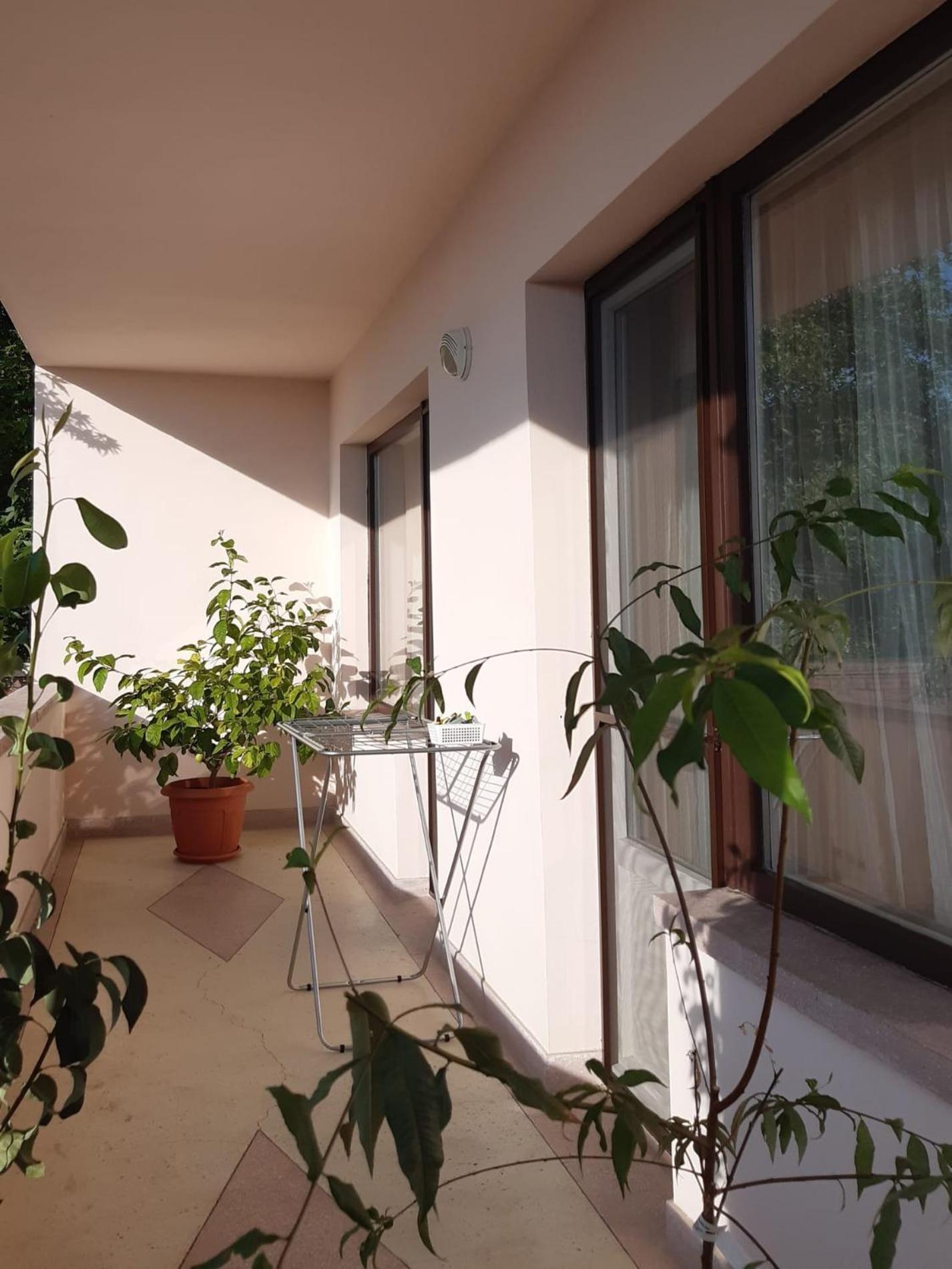 Ten'S Apartment - Spatios Si Linistit คลูจ-นาโปกา ภายนอก รูปภาพ